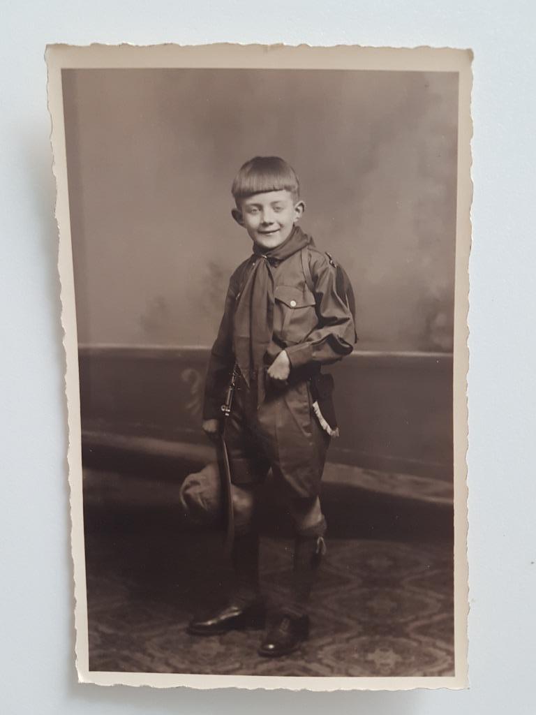 Oude fotokaart Scouts Jongen in Scoutskledij Scouting, Ophalen of Verzenden, Zo goed als nieuw, Boek of Tijdschrift