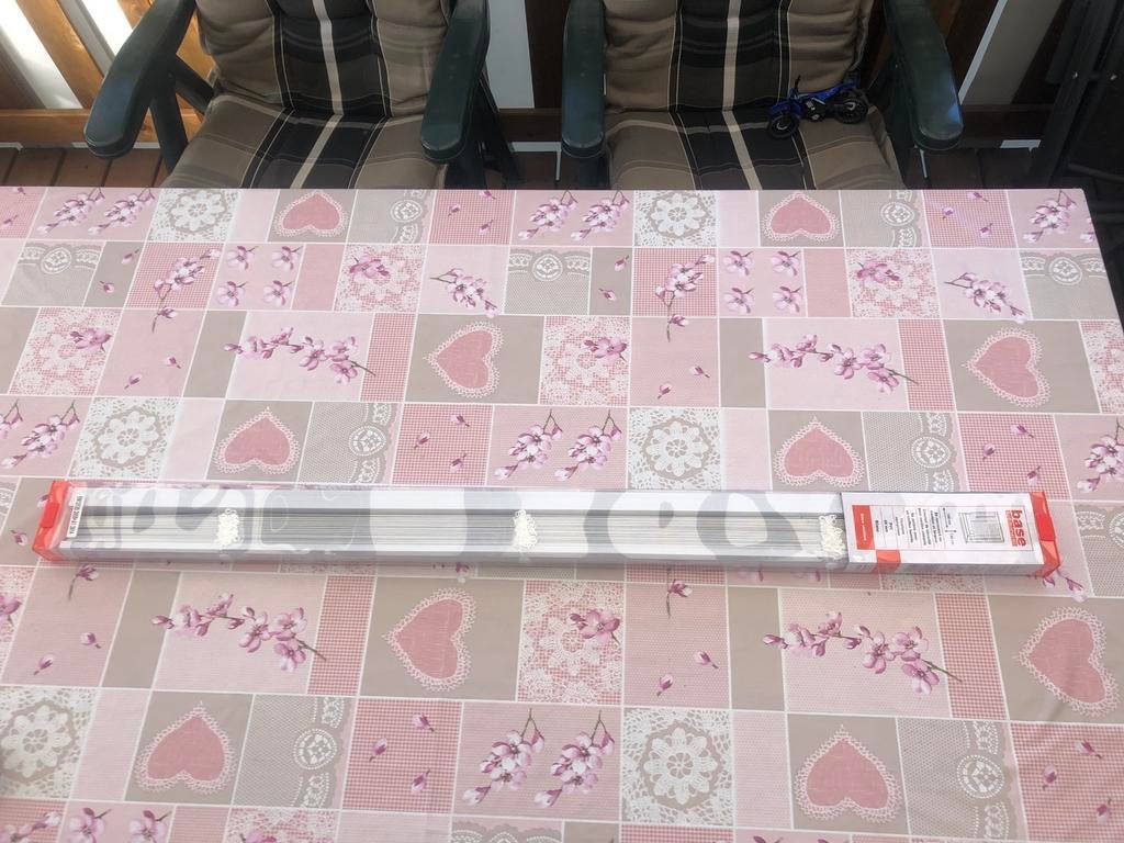 Stores Vénitiens neufs… Jamais déballés L 100 cms H 130cms, Neuf