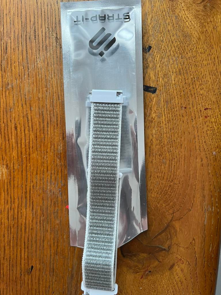 Garmin vivoactive 4 bandje 45mm, Enlèvement, Neuf, Gris