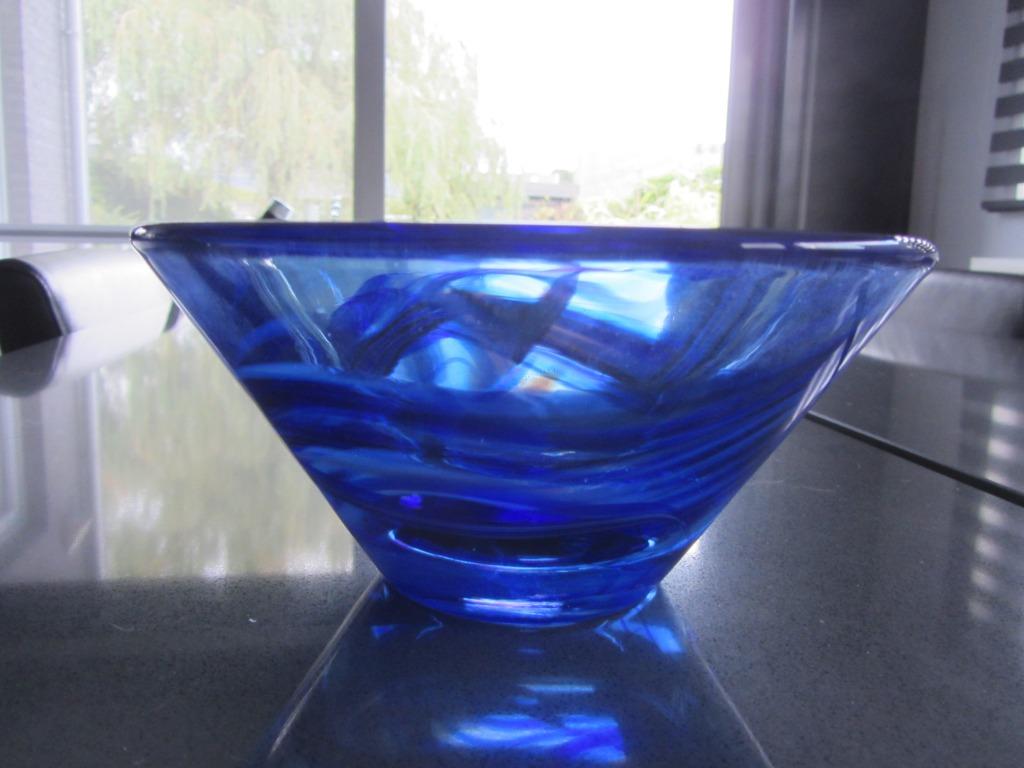 Schaal Kosta Boda (blauw), Comme neuf, Verre, Enlèvement, Balance