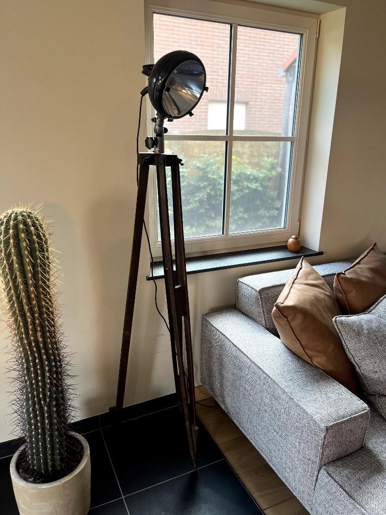 Antieke stalamp, Ophalen