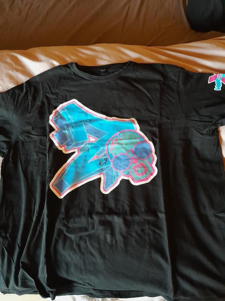 T-shirt Dennis black magic, Zwart, Nieuw, Overige maten, Ophalen of Verzenden