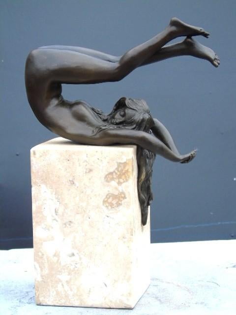 femme nue en bronze sur marbre signé, CLAUDE, Antiquités & Art, Antiquités | Bronze & Cuivre, Bronze, Enlèvement ou Envoi