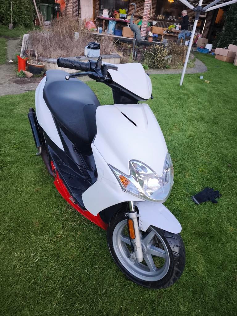 Yamaha jog klasse B, Ophalen, Zo goed als nieuw