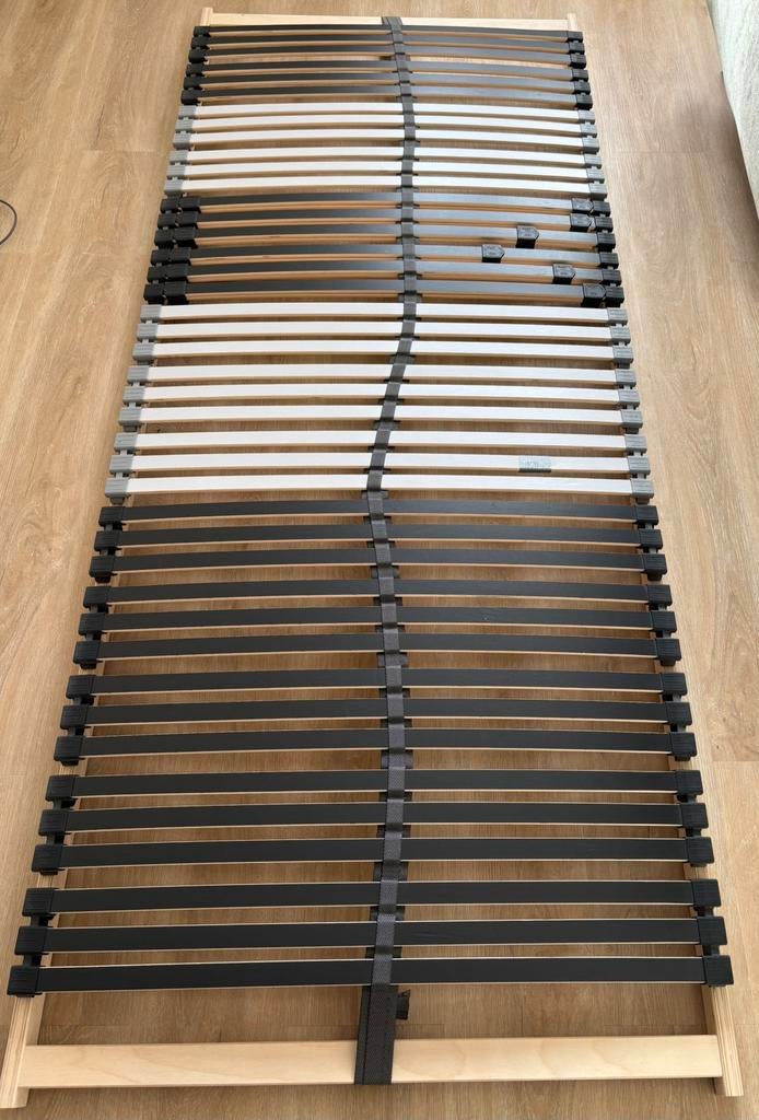 Bedframe inclusief lattenbodems, Enlèvement, Comme neuf