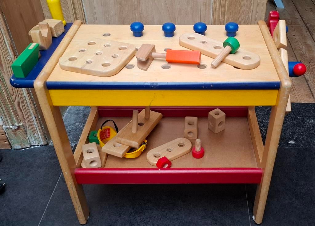 Houten Werkbank, Ophalen