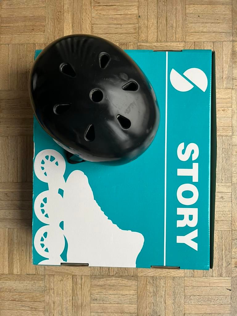 Inline Rolschaatsen Maat 35 - 38 + Helm + Beschermers, Sport en Fitness, Ophalen, Gebruikt