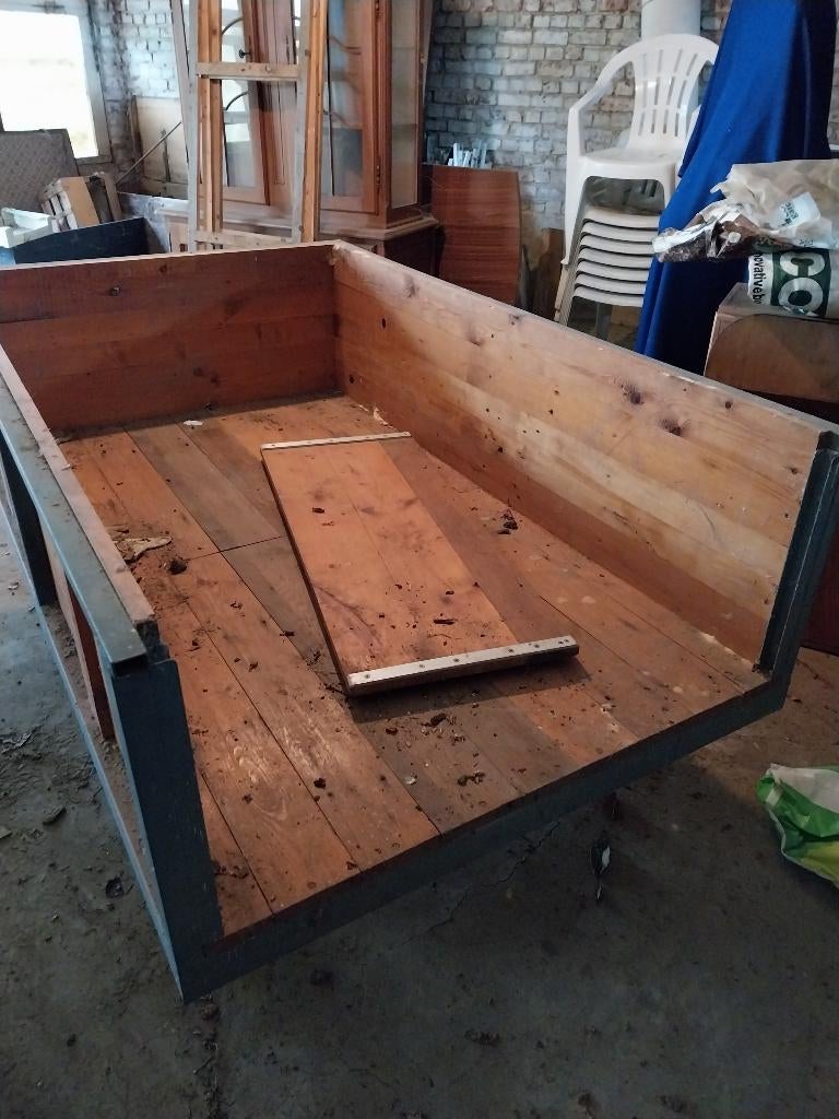 Aanhangwagen, Ophalen, Zo goed als nieuw