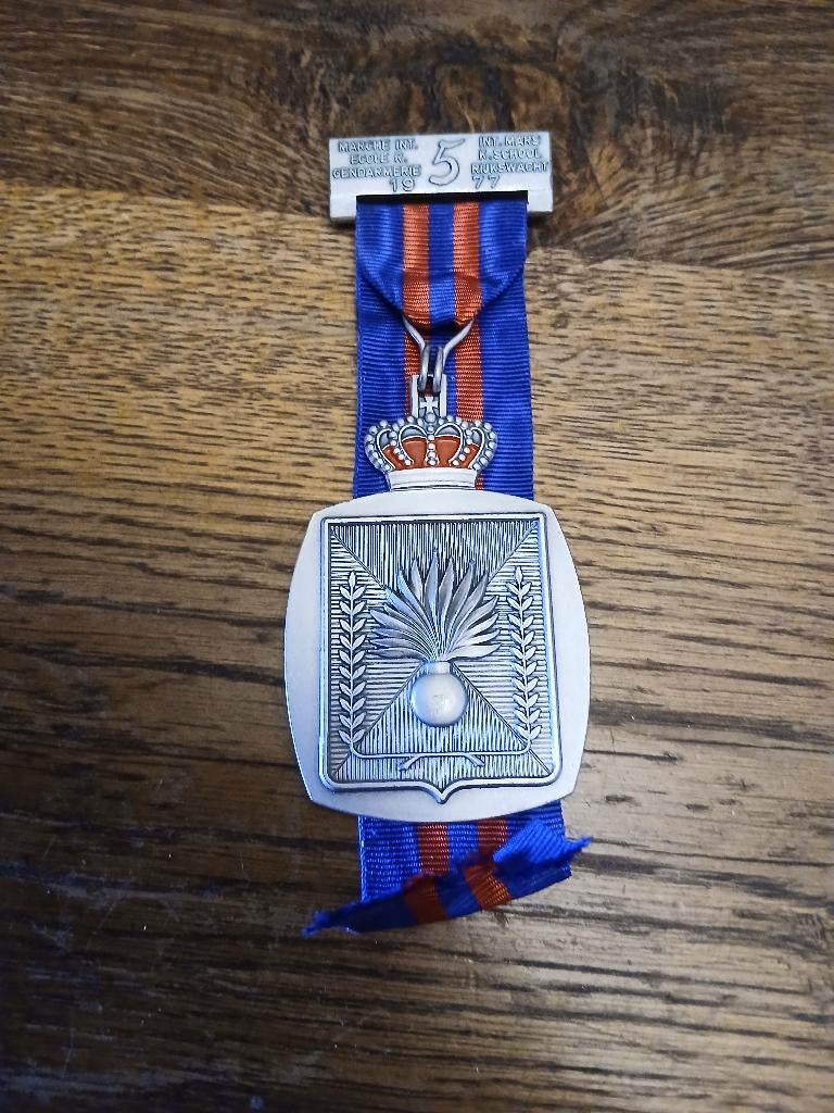 Gendarmerie-medaille 1977, Verzamelen, Verzenden, Rijkswacht, Lintje, Medaille of Wings