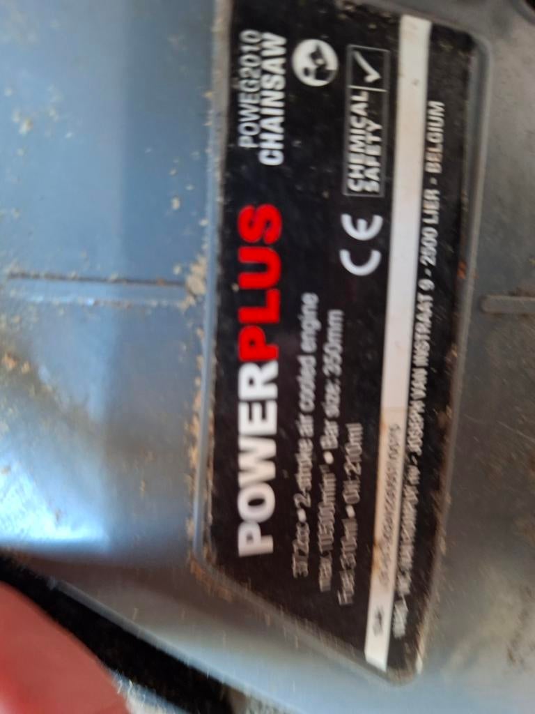 Tronçonneuse Powerplus  (offre 300 euros erreur 2eme main), Enlèvement, Tronçonneuse