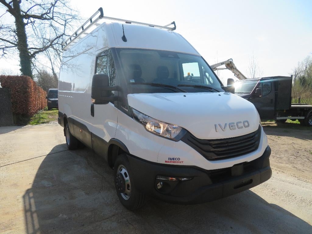 Iveco Daily 50C18 3.0 - L3H2 - ingericht - 2025 - €6d, Auto's, Automaat, 4 deurs, Achterwielaandrijving, 4 cilinders