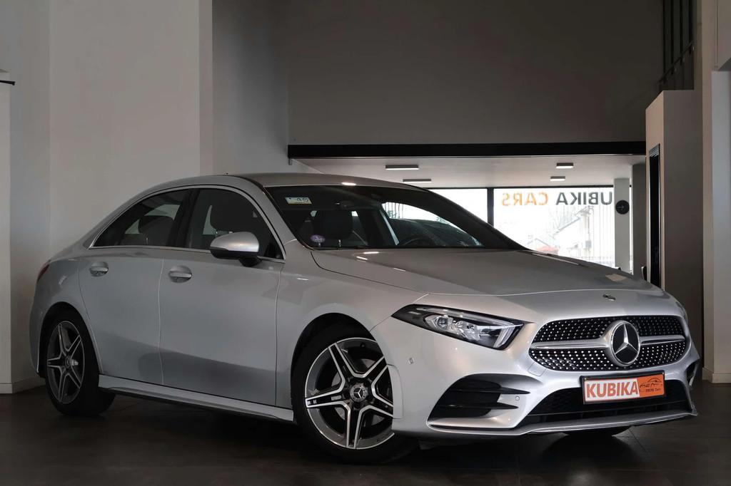 Mercedes-Benz A-CLASS 200 A 200 Business AMG-Line SfeerV Cru, Autos, 1385 kg, Achat, Euro 6, Entreprise