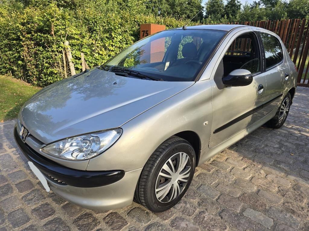 Peugeot 206 1.4i / 236.962 km / benzine / 5-deurs, Autos, Argent ou Gris, Achat, Entreprise, Boîte manuelle
