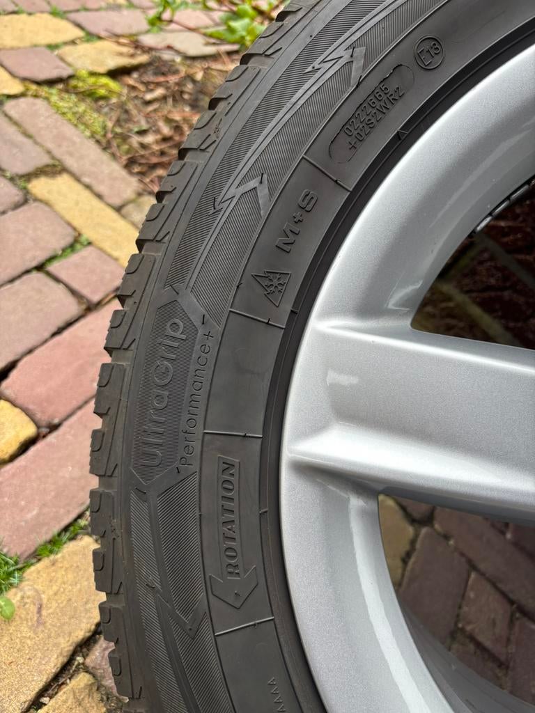 Originele audi a4 (b8) wintervelgen (16inch), Auto-onderdelen, Banden en Velgen, Ophalen, Gebruikt, 16 inch, Banden en Velgen