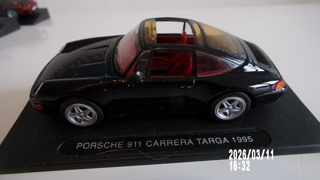 PORSCHE 911 CARRERA TARGA 95.De AGOST. 1/43  LEGER DEFAUT, Enlèvement ou Envoi, Utilisé, Voiture, Autres marques
