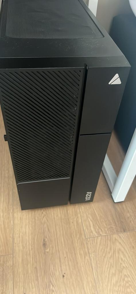 La vente d'un PC doit se faire rapidement, Informatique & Logiciels, Enlèvement, Comme neuf