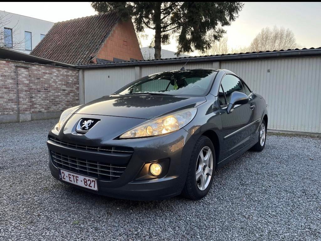 Peugeot 207 CC 1.6 Feline 120 ch —2010 —124K km FULL OPTION, Autos, Peugeot, Particulier, Bluetooth, Essence, Euro 5, Cabriolet