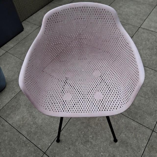 Fautuel de jardin très solide la couleur est rose légere, Tuin en Terras, Ophalen