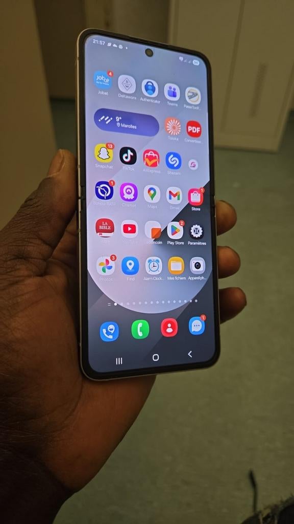 Samsung galaxy z flip 6 couleur grise, Télécoms, Téléphonie mobile | Samsung, 256 GB, Enlèvement ou Envoi