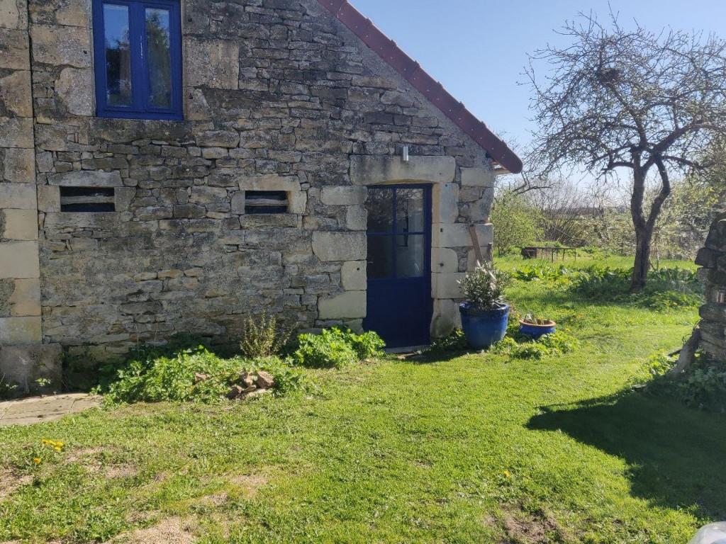 Projet associatif : Grange avec permis de consruire + maison, Immo, Maison d'habitation, Nevers, Village