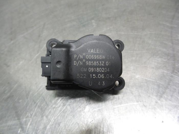 Kachelklep Motor van een Opel Vectra (Vectra C 02-), Gebruikt, -, -, Opel