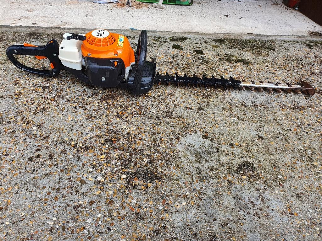 Le taille-haie Stihl HS 81 R Prof.Benzine 60 cm fonctionne, Enlèvement, Comme neuf, Essence, Stihl