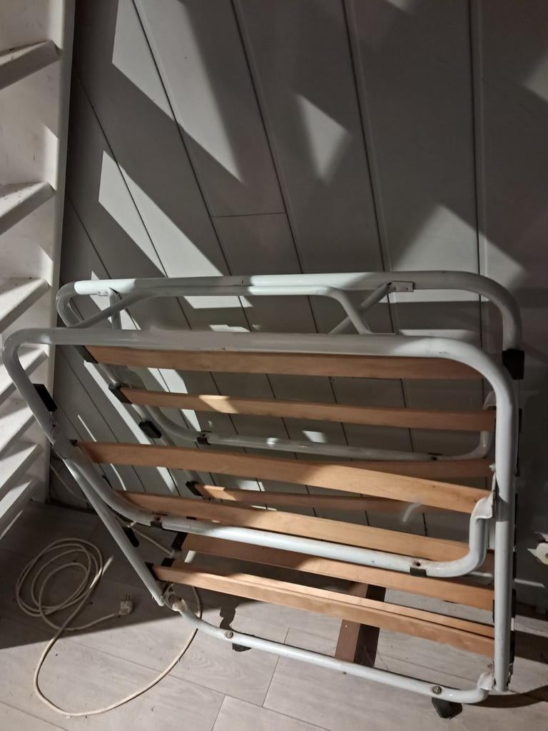 Lit pliant, Maison & Meubles