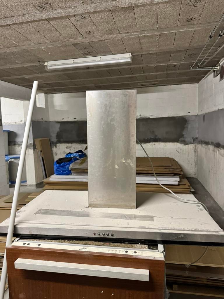 Dampkap ikea nooit gebruikt enkel stoffig door werf :), Ophalen, Zo goed als nieuw