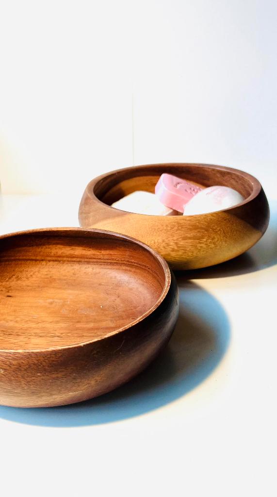 Houten schalen - Set van 2 acacia – Ø21,5 cm, Ophalen, Schaal, Rond, Zo goed als nieuw