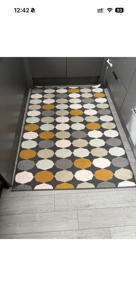 Tapijt, Huis en Inrichting, Slaapkamer | Bedden, Ophalen, Zo goed als nieuw