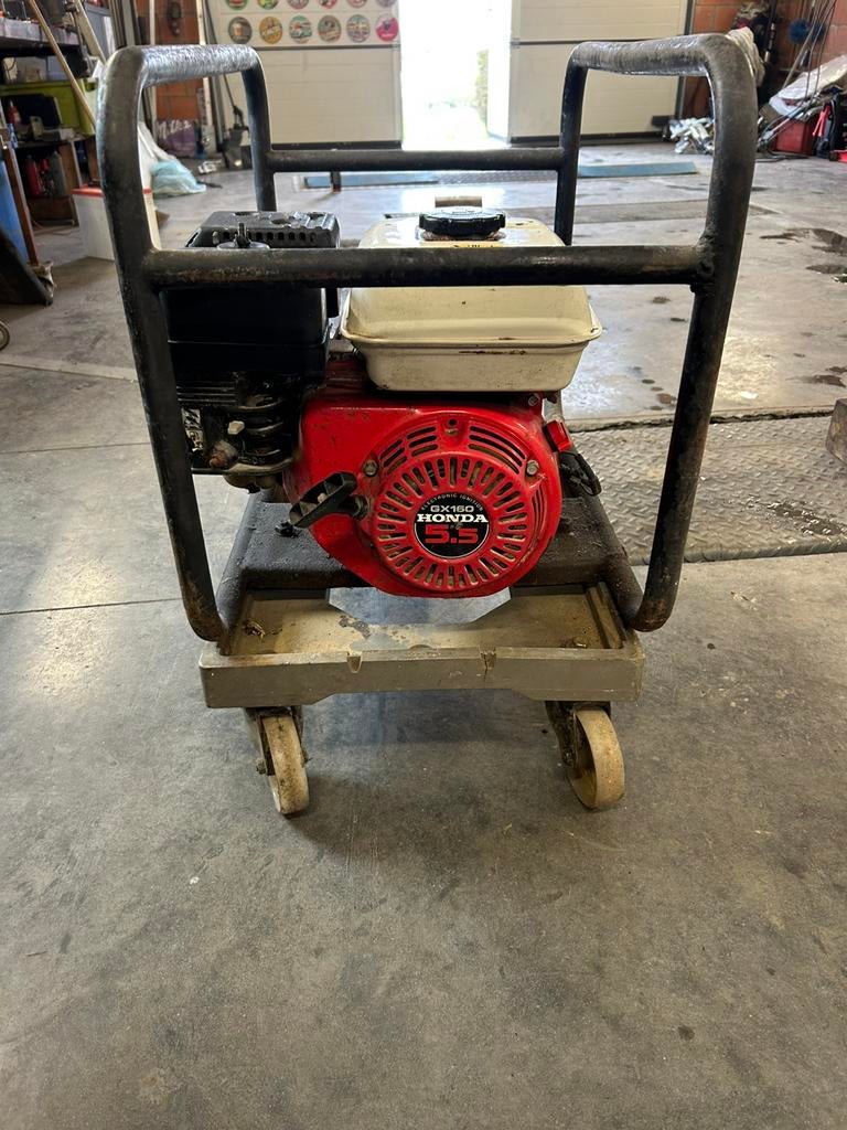 Generator honda, Enlèvement, Utilisé, Moins de 5 kVA, Essence