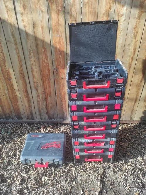 boite de rangement milwaukee, Bricolage & Construction, Casiers & Boîtes, Boîte, Enlèvement