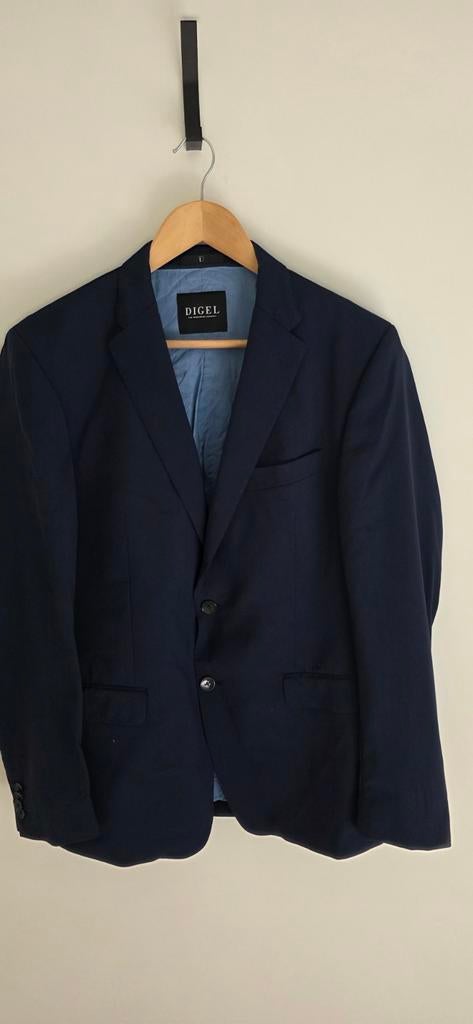 Costume de mariage complet, Enlèvement