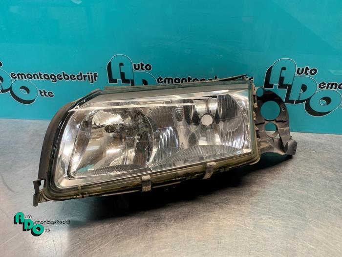 Koplamp links van een Volvo S80, Gebruikt, -, -, Ophalen of Verzenden