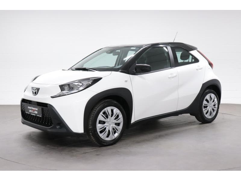 Toyota Aygo X X play Toyota Aygo X Play 1.0 VVT-i 72ch, Auto's, Toyota, 72 pk, Wit, Handgeschakeld, 998 cc