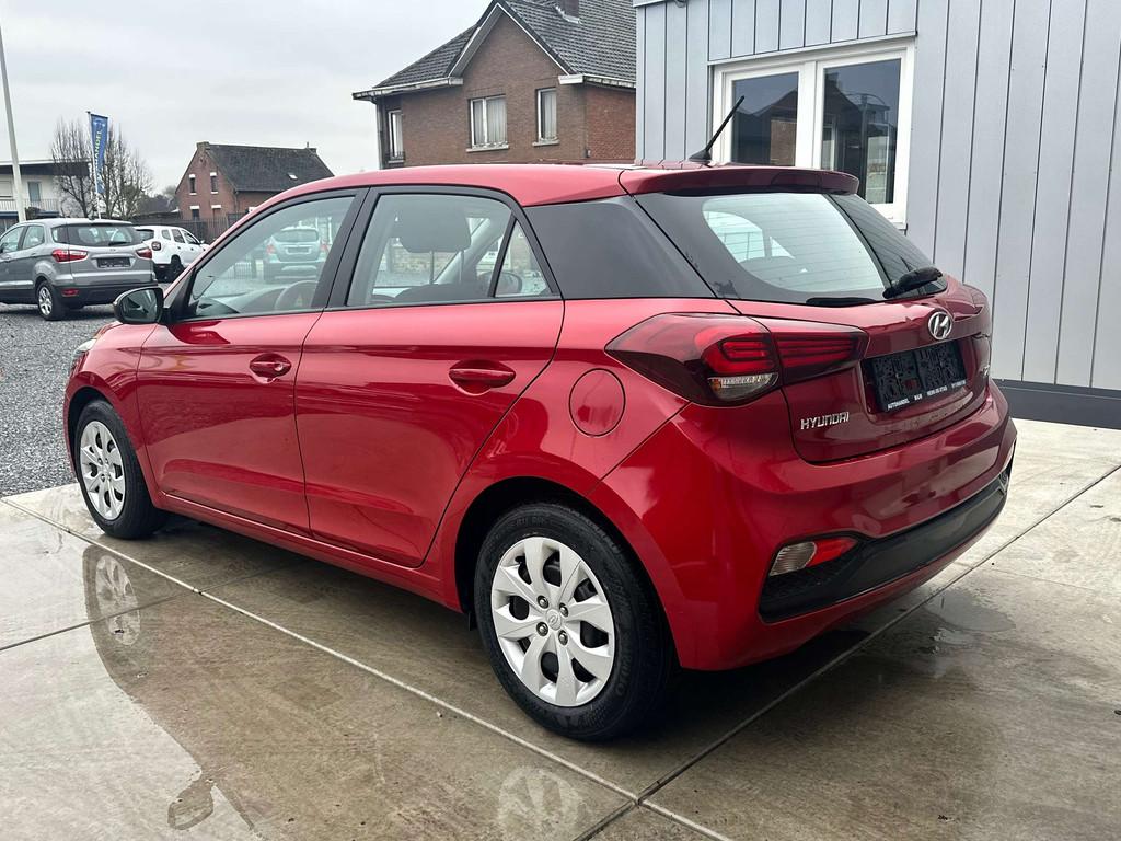 Hyundai i20 i20 1.2 * 12 m garantie *, Rouge, Achat, 74 ch, Euro 6