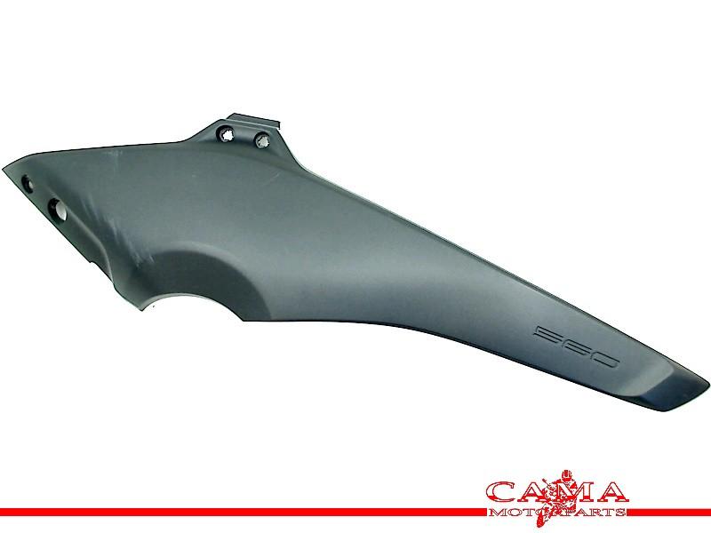 AFDEKKAP FRAME RECHTS Yamaha XP 560 T-MAX 2022- (XP560 B7M), Dhr. S. di Majo, Gebruikt, Info@cama-motorparts.nl, P.J. Troelstraweg 8 8
3144 CX  MAASSLUIS, NL