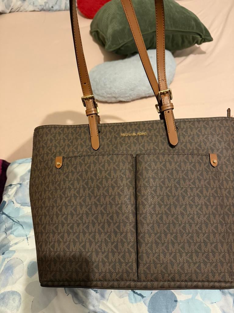 Sac Micheql kors avec tiket de caisse, Bijoux, Sacs & Beauté, Sacs | Sacs Femme, Enlèvement ou Envoi, Comme neuf