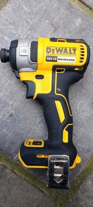 Visseuse à choc Dewalt 18V XR, Enlèvement ou Envoi, Utilisé, Foreuse et Perceuse, Mécanisme de percussion
