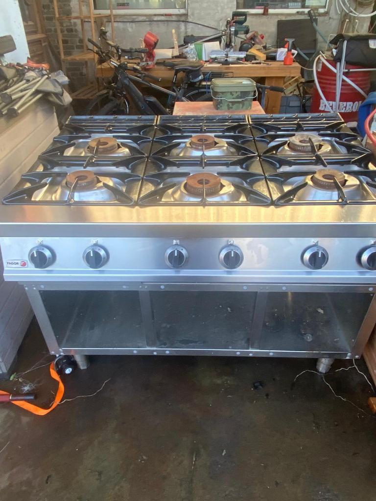 Groot gas fornuis, Enlèvement, Utilisé, Cuisinière, Friteuse et Grils