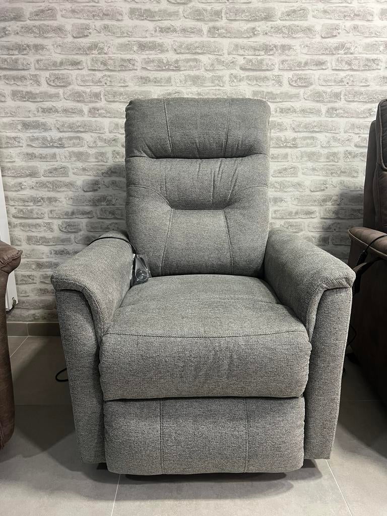 NIEUWE ELEKTRISCHE RELAXZETEL MET LIFTFUNCTIE VOOR €495!!, Huis en Inrichting, ., Nieuw, Ophalen of Verzenden, .