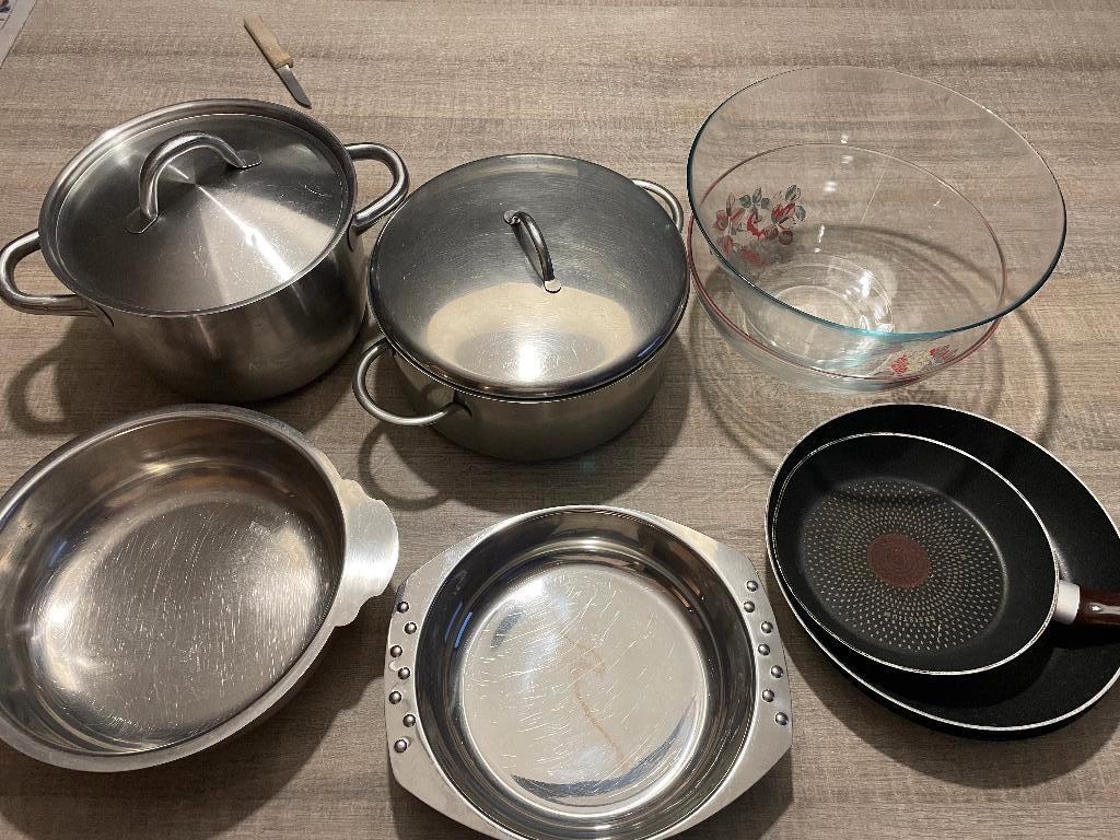 Casseroles, poêles Tefal, saladiers, plats, Enlèvement, Utilisé