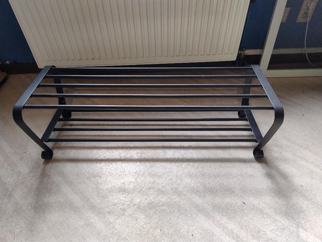 Magnifique étagère à chaussures en métal noir, Enlèvement, Comme neuf