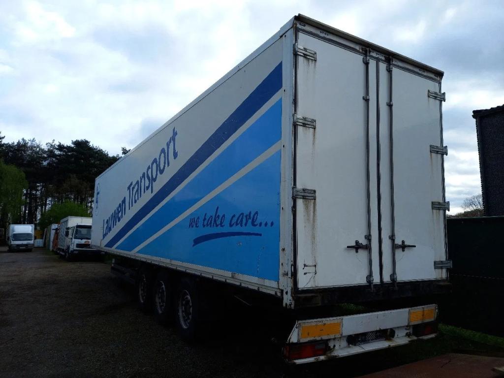 gesloten oplegger Koegel, Bedrijf, Te koop, Aanhangers en Opleggers