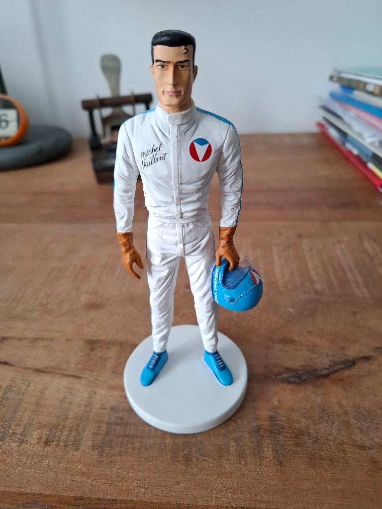 Michel Vaillant Beeldje Statuette zeldzaam 1/18 verzameling, Ophalen, Nieuw, Overige typen