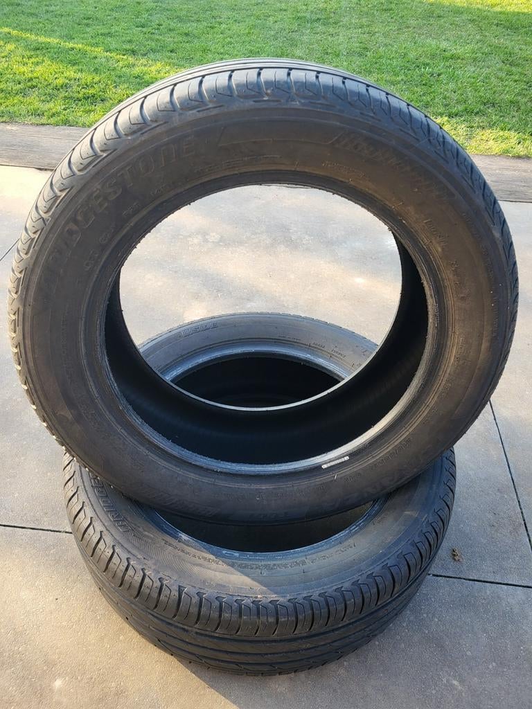 2 2 Pneus été Bridgestone Turanza 215 55 17 94V occasion 4mm, Enlèvement, Pneus été, Pneu(s)