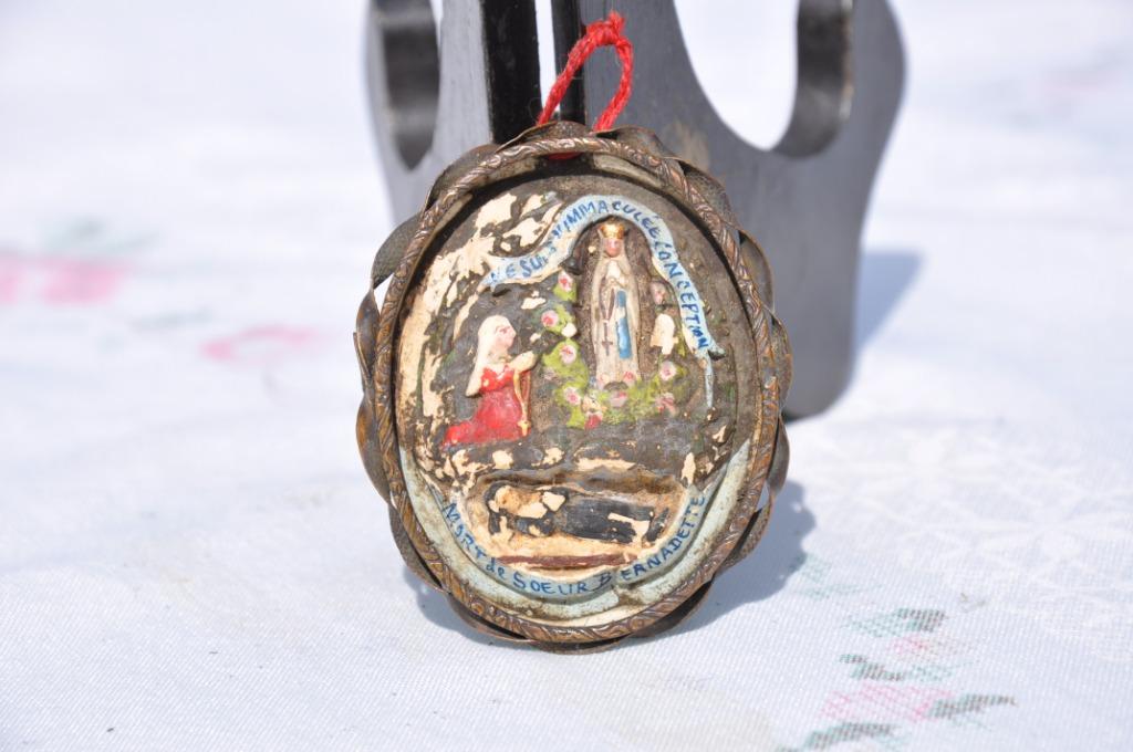 §  reliquaire craie avec cerclage bronze, Antiquités & Art, Enlèvement ou Envoi