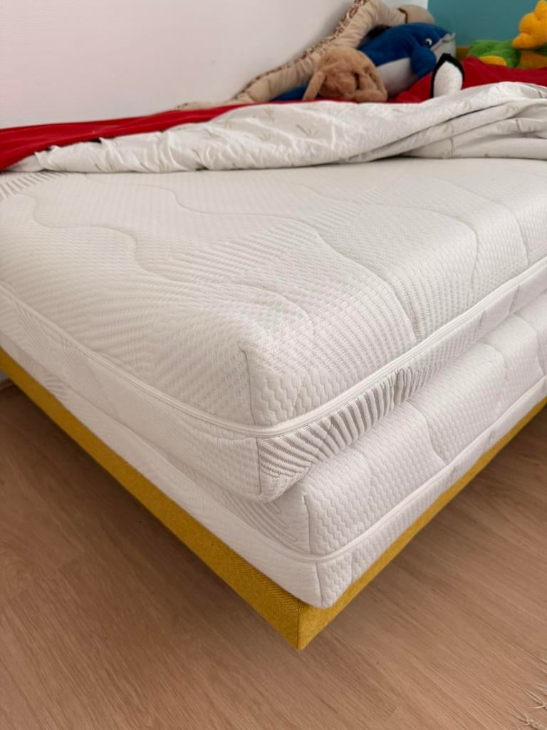 2 120cm x 200cm kindermatras, zacht, schoon, Huis en Inrichting, Slaapkamer | Matrassen en Bedbodems, Ophalen, Gebruikt, Eenpersoons