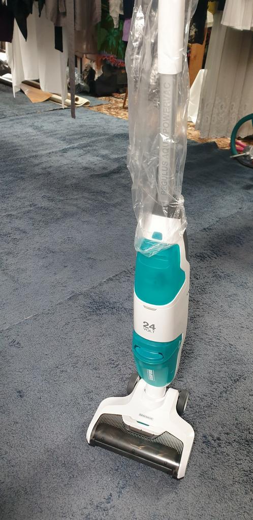 Leifheit regulus aqua powervac, Huis en Inrichting, Schoonmaakartikelen, Ophalen