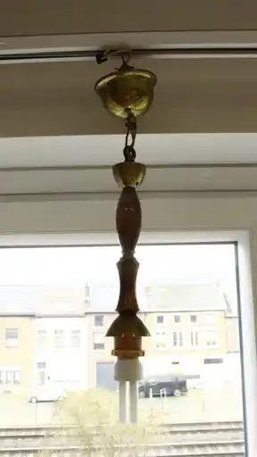 Luminaire a suspendre en laiton et bois, Maison & Meubles, Lampes | Lustres, Enlèvement ou Envoi, Comme neuf, Bois